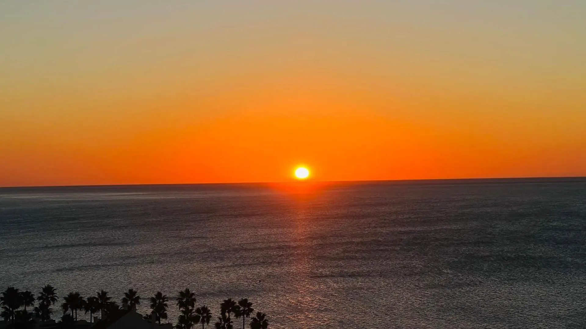 Panoramic Ocean Retreat Apartment Estepona