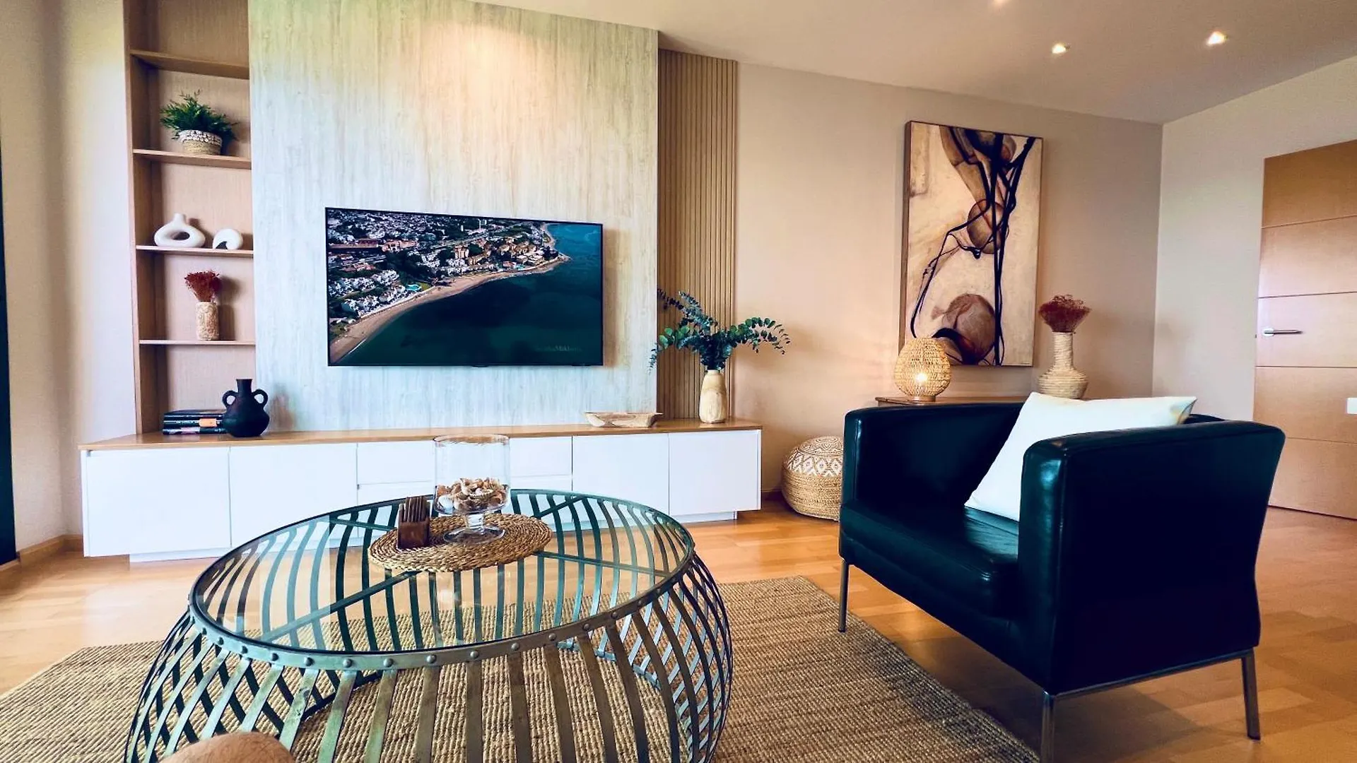 Panoramic Ocean Retreat Apartment Estepona