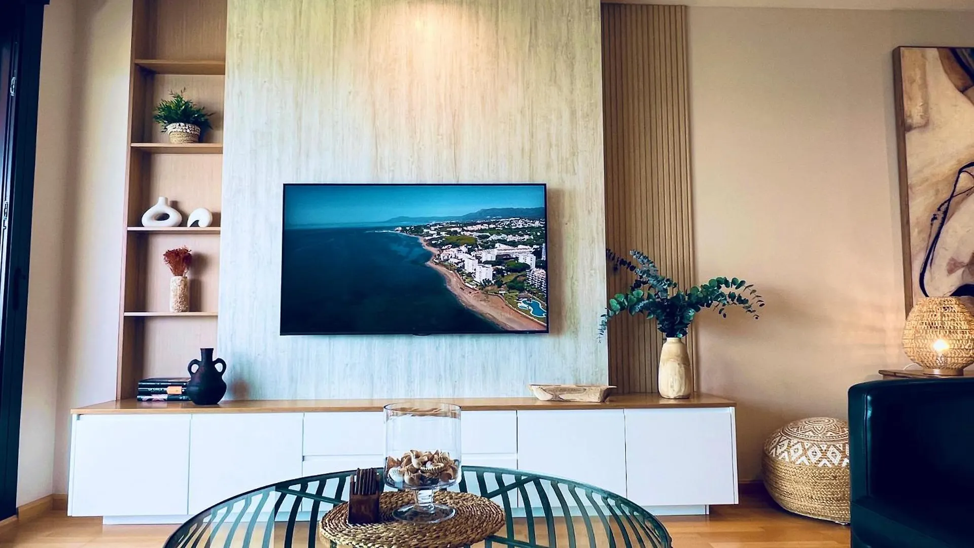 Panoramic Ocean Retreat Apartment Estepona